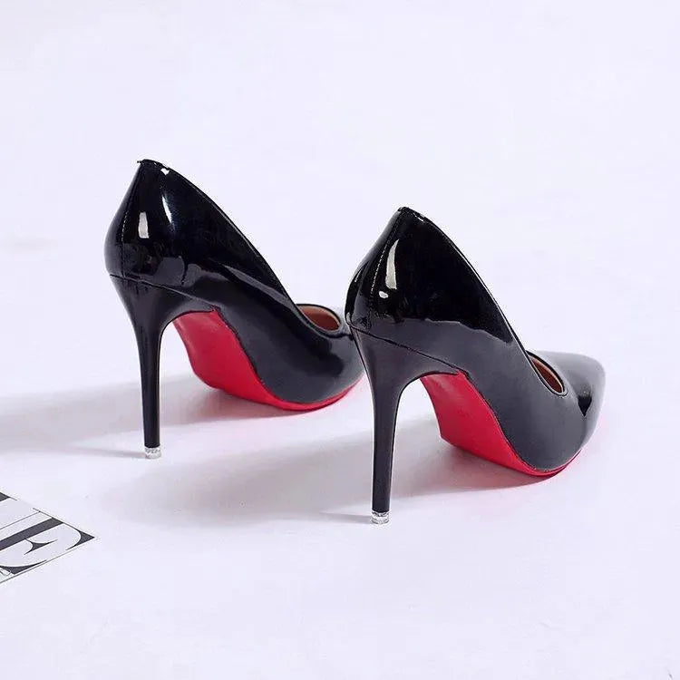Damen High Heels - Spitz zulaufende Stilettos mit Rote Sohle
